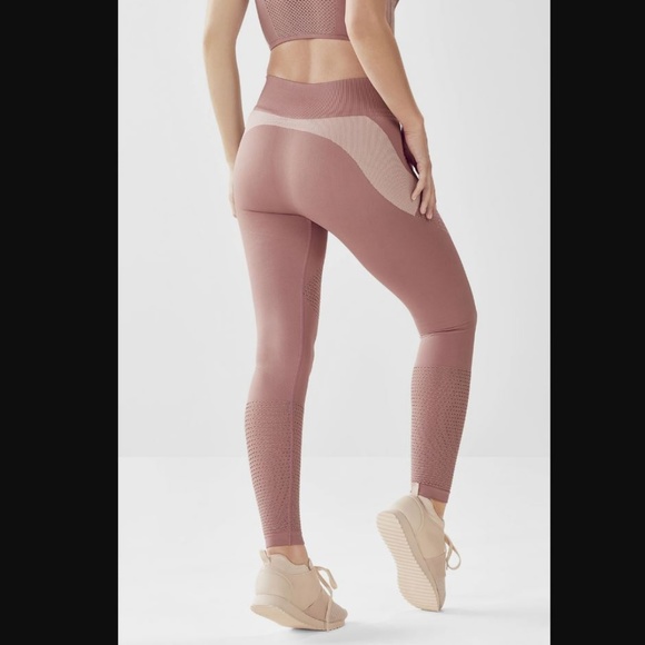 Fabletics Pants - Seamless High-Waisted Statement Legging - M Tall Fabletics Pants - Seamless High-Waisted Statement Legging - M Tall